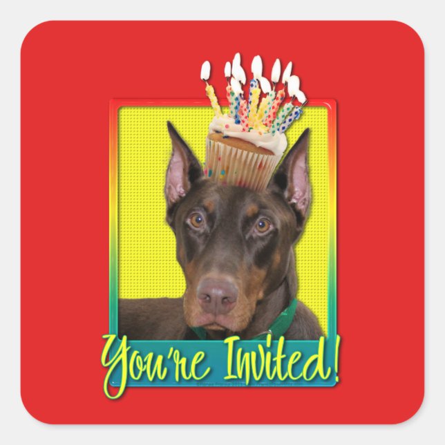 Einladung Cupcake - Doberman - Rot - Rocky Quadratischer Aufkleber (Vorderseite)