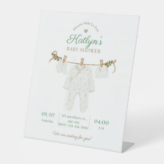 Einladung der hellgrünen Baby-Dusche in Beige Sockelschild