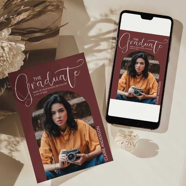 Einladung des Abschlusses "Graduate Arched Foto" (Von Creator hochgeladen)