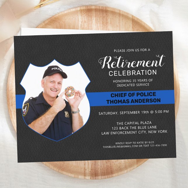 Einladung des Fotos des Party für die Polizeieinzi (Von Creator hochgeladen)