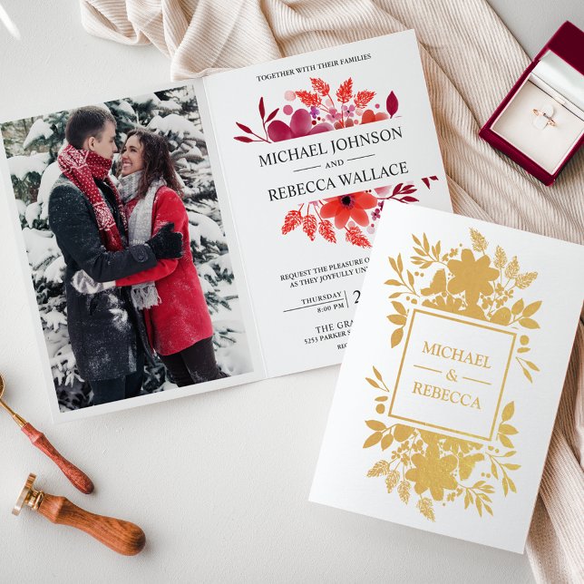 Einladung von Goldfoil Crimson Red Floral Wedding (Von Creator hochgeladen)