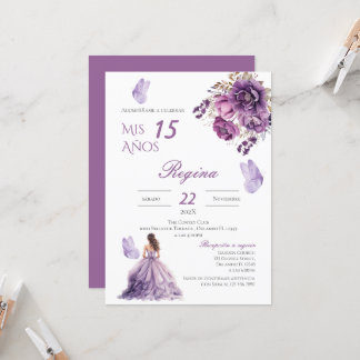 Einladung von Quinceañera zu violetten Blumen