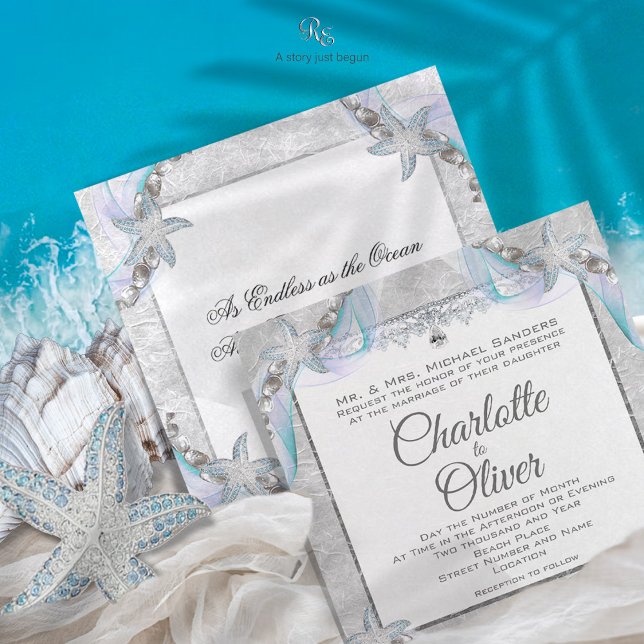 Einladung von Starfish Beach zur Hochzeit (Invitation front and back with a conch shell on a veil by the water’s edge.)