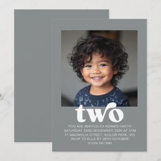 Einladung zum zweiten Geburtstag Foto in Grau