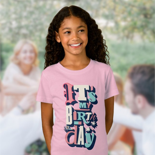 Einladung zur Geburtstagspartei T-Shirt (Von Creator hochgeladen)