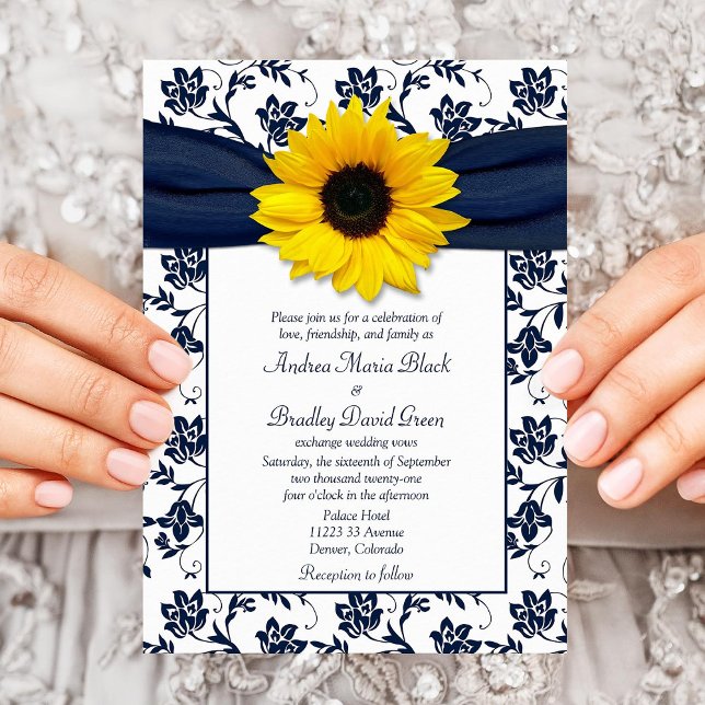 Einladung zur Hochzeit von Navy White Damask (Von Creator hochgeladen)