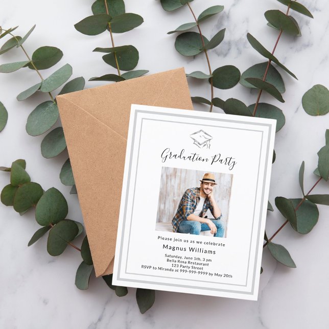 Einladung zur White Silver Foto Graduation Party (Von Creator hochgeladen)