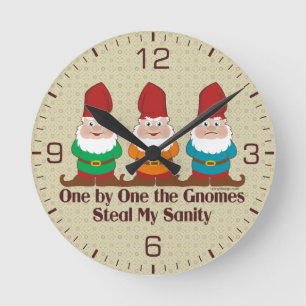 Eins nach dem anderen die Gnomes Runde Wanduhr