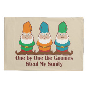 Eins nach dem anderen stehlen die Gnomes meine Kissenbezug