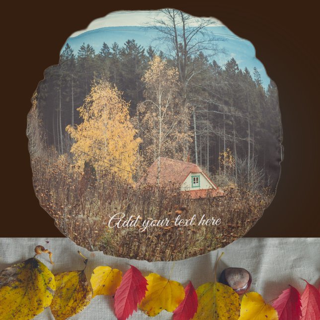 Einsame Hütte Rundes Kissen (Von Creator hochgeladen)