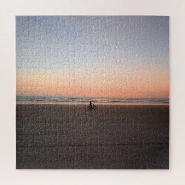 Einsame Sonnenaufgang Radtour am Strand - 20x20 (Vertikal)