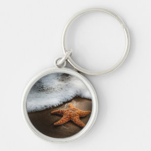 Einsame Starfish auf dem Strand Schlüsselanhänger
