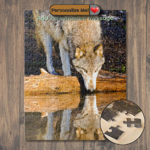 Einsamer Wolf spiegelt sich im Teich Puzzle