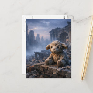 Einsames kleines Plüschschaf verlassen apokalyptis Postkarte
