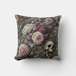 Eintauchen in die Rose - gotisches Blumenkissen Kissen