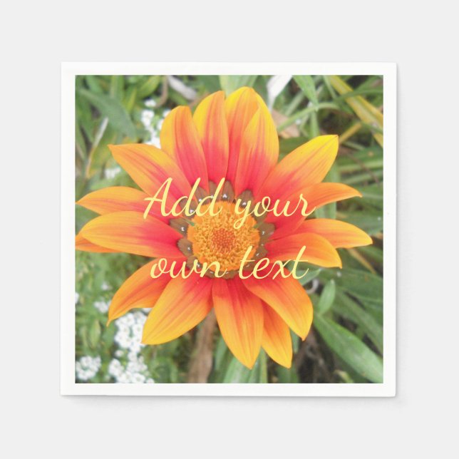 Einzelne orange Blume mit individuellem Text Serviette (Vorderseite)