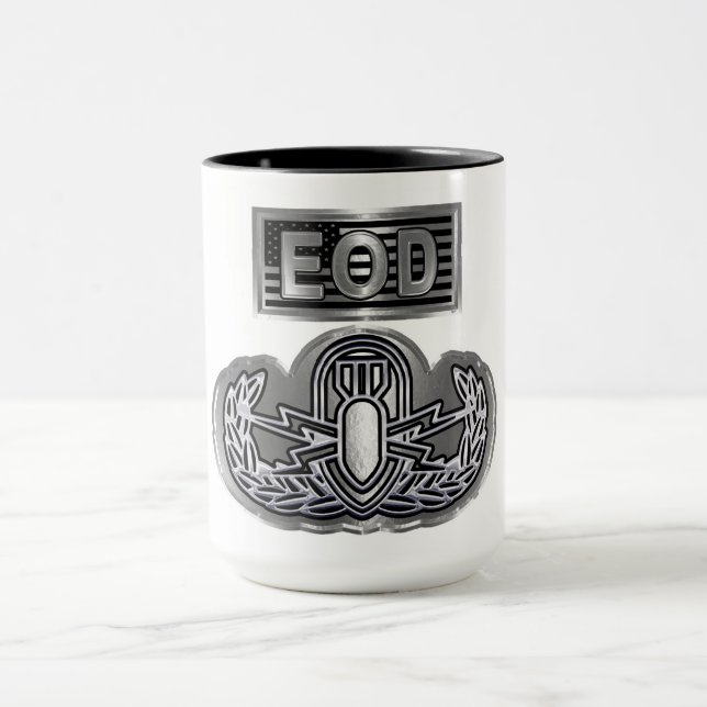 Einzigartig konzipiertes Gedenkbuch EOD Tasse (Zentrum)