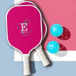 Einzigartig Stilvolle Monogramm Typografie Hot Pin Pickleball Schläger<br><div class="desc">Ein helles, feines Aussehen, das sich um dich dreht. Dieses schöne Paddeldesign aus Pickleball hat eine elegante, stilvolle Darstellung deines Namens und Monogramms mit klassischen Serifen und einer verzierteren Schriftzypografie in einer ausgewogenen Symmetrie. Die drei Elemente verschmelzen mit einer ausgeklügelten Harmonie und kreieren Ihr eigenes Markenlogo. Hier mit einem trendigen,...</div>