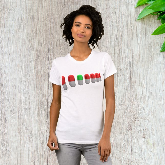 Einzigartige grüne Pille unter den roten Kapseln T-Shirt (Von Creator hochgeladen)