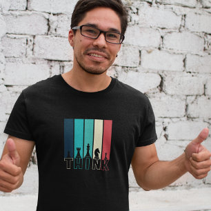 Einzigartige Vintage Schachfiguren denken farbenfr T-Shirt