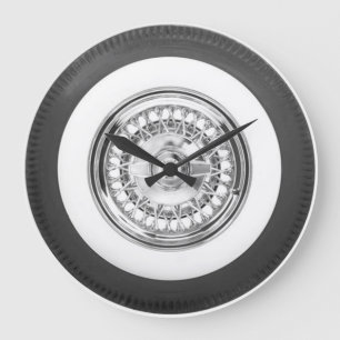Einzigartige Wanduhr mit Reifen-Entwurf