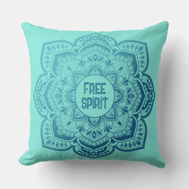 Eira Mandala Personalized Throw Pillow Kissen (Vorderseite)