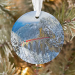Eis und Schnee | Bernina Express, Schweiz Ornament<br><div class="desc">Dieses phantastische Getty Images Foto besticht durch Landwasser Viadukt,  Schweiz.</div>