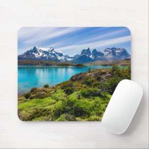 Eis und Schnee   Pehoe-See, Patagonia, Chile Mousepad