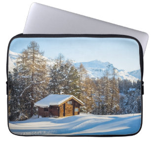 Eis und Schnee Winterlogmelkabine Schweizer Alpe Laptopschutzhülle