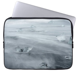 Eis und Wasser am Strand, Eisland Laptopschutzhülle