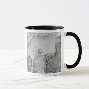 Eis- und Wolkenstraßen im Meer von Ochotsk Tasse