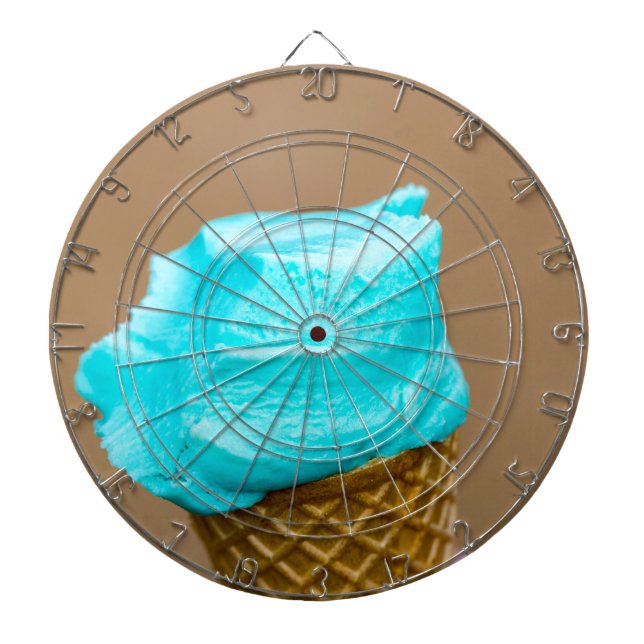 Eiscreme mit Waffelmakro Dartscheibe (vorne)