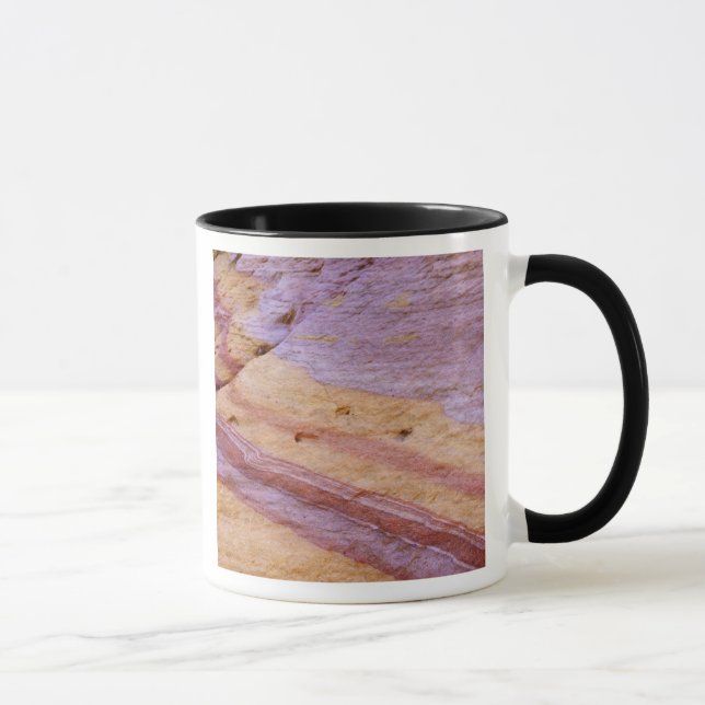 Eisenoxide färben Sandsteinbildung Tasse (Rechts)