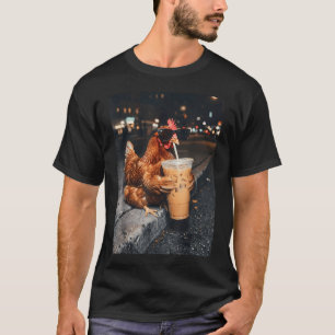 Eiskaffee Huhn Henne Hahn Nacht Stadt Cool T-Shirt