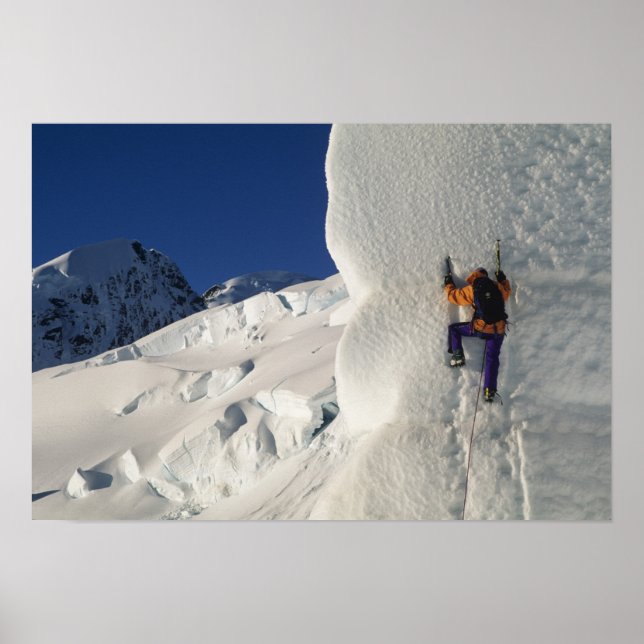 Eisklettern auf dem Tasman Gletscher unterhalb des Poster (Vorne)