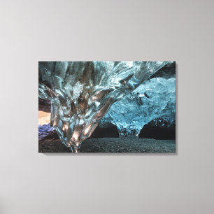 Eisstalatit in einer Eishöhle Leinwanddruck