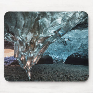 Eisstalatit in einer Eishöhle Mousepad