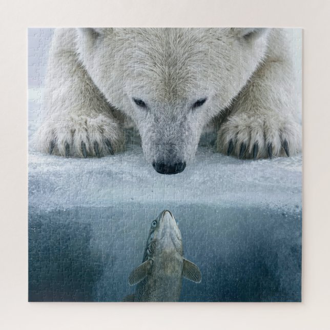 Eisstandoff zwischen Eisbär und Fisch  (Vertikal)