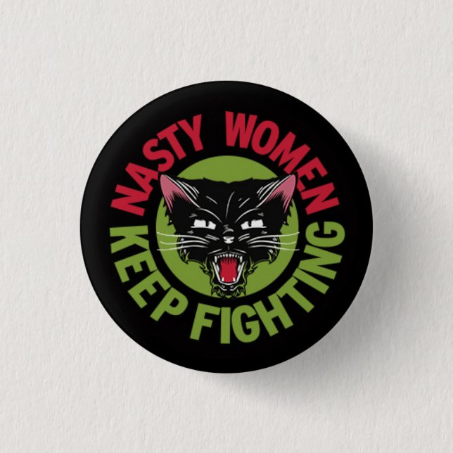 Eklige Frauen behalten kämpfenden Knopf Button (Vorderseite)