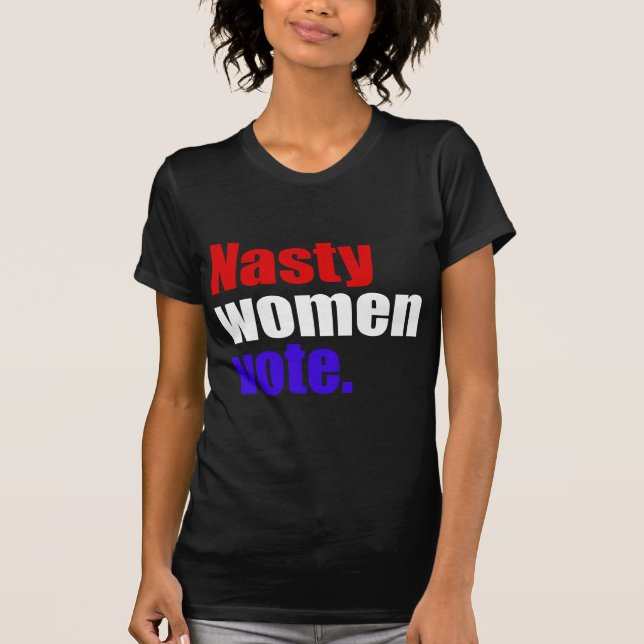 Eklige Frauenabstimmung. Feines Jersey-T-Shirt T-Shirt (Vorderseite)