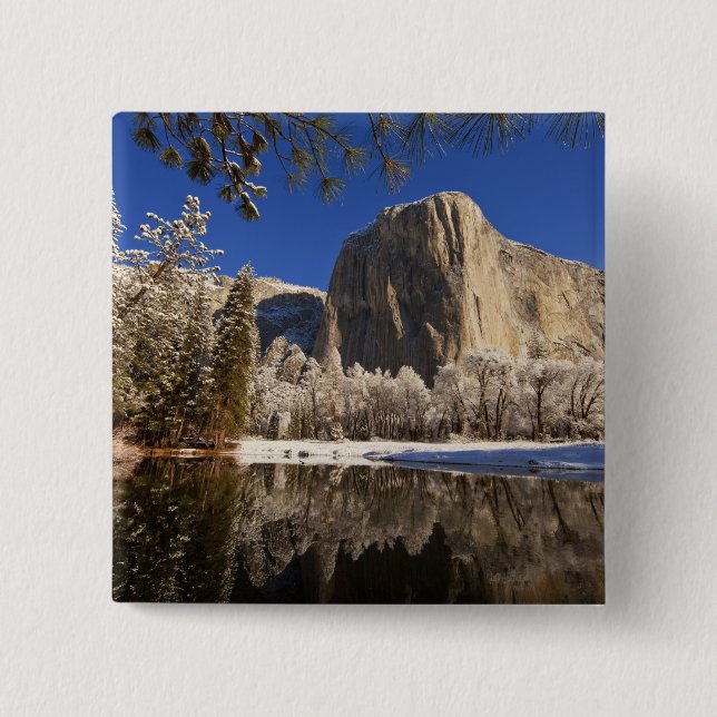El Capitan reflektiert in den Merced River in Button (Vorderseite)