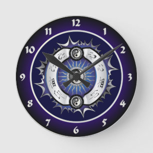 Electric Blue Yin Yang Runde Wanduhr