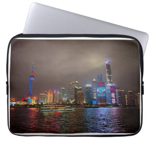 Electric Dreams - Futuristic Shanghai Skyline, A C Laptopschutzhülle