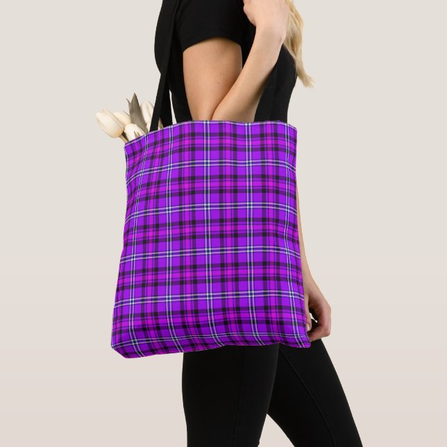 Electric Violet and Fuchsia Plaid Purple Tasche (Von Nahem)