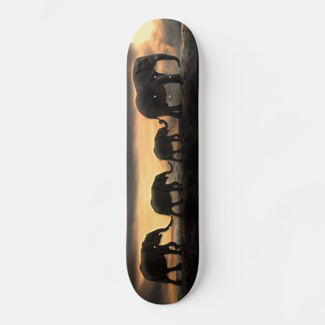 Elefant an der natürlichen Landbrücke Skateboard (Vorderseite)