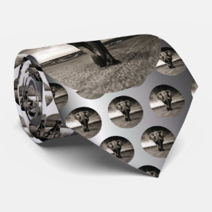 Elefant auf der Strecke Krawatte