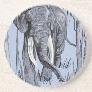 Elefant, der durch die waldreiche Savanne in Blau  Getränkeuntersetzer