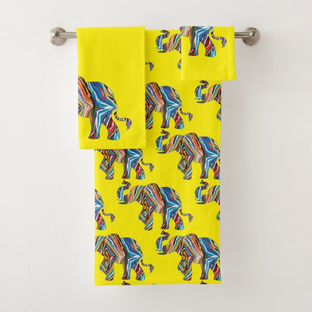 Elefant in einem psychedelischen Zebra-Muster Badhandtuch Set (Insitu)
