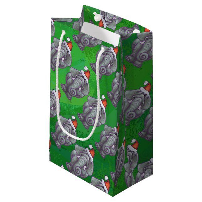 Elefant-Weihnachten auf Grün Kleine Geschenktüte (Vorderseite Schrägansicht)