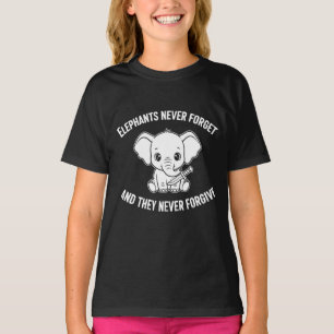 Elefanten verzeihen nie - Fettdruck-Tier-Zitat T-Shirt